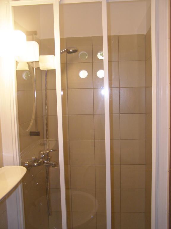 Apartments Dunoti Krk Town Room photo